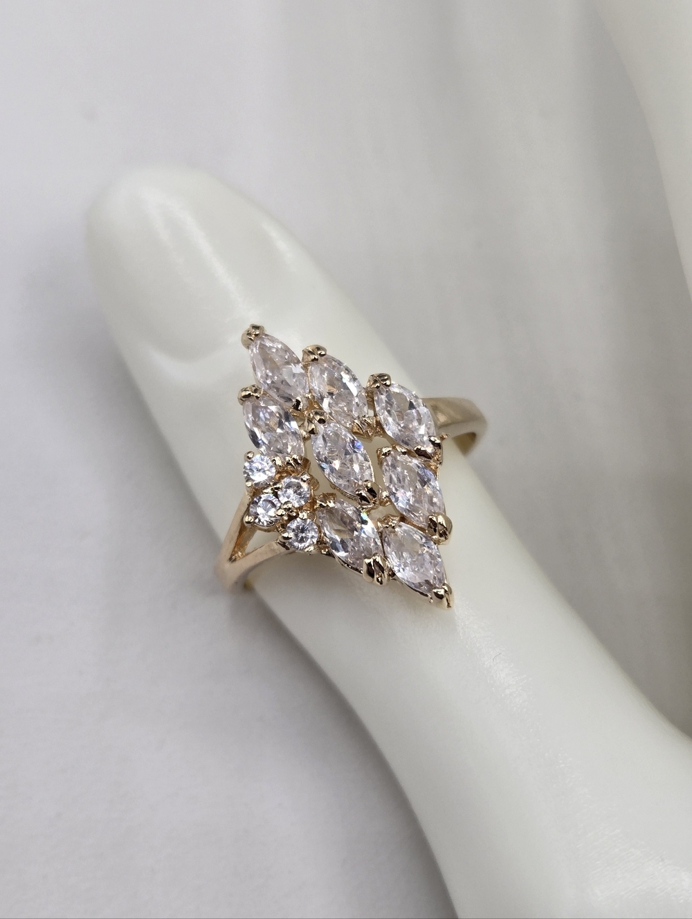 Swarovski Crystal Elements Gold Statement Ring Marquise Size 9.75 Prom Bridal
